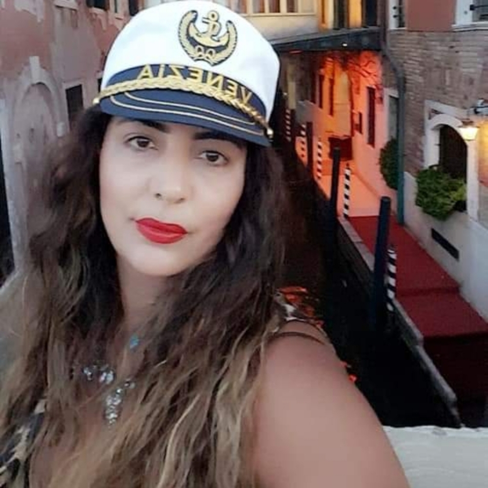 Stylish hat - Picture 2 of 2